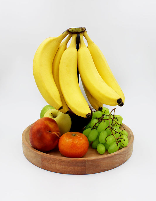 Frutero con base de madera solida y percha de metal. Preserva tus frutas favoritas con estilo.